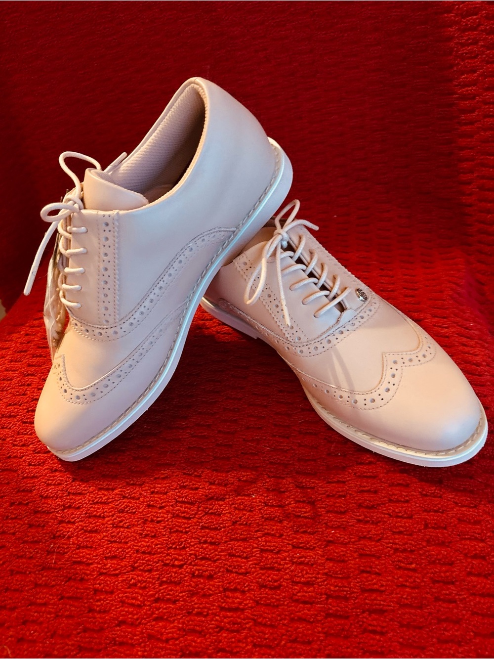 G/FORE Women's Wingtip Athletic Shoes in Light Pink and White